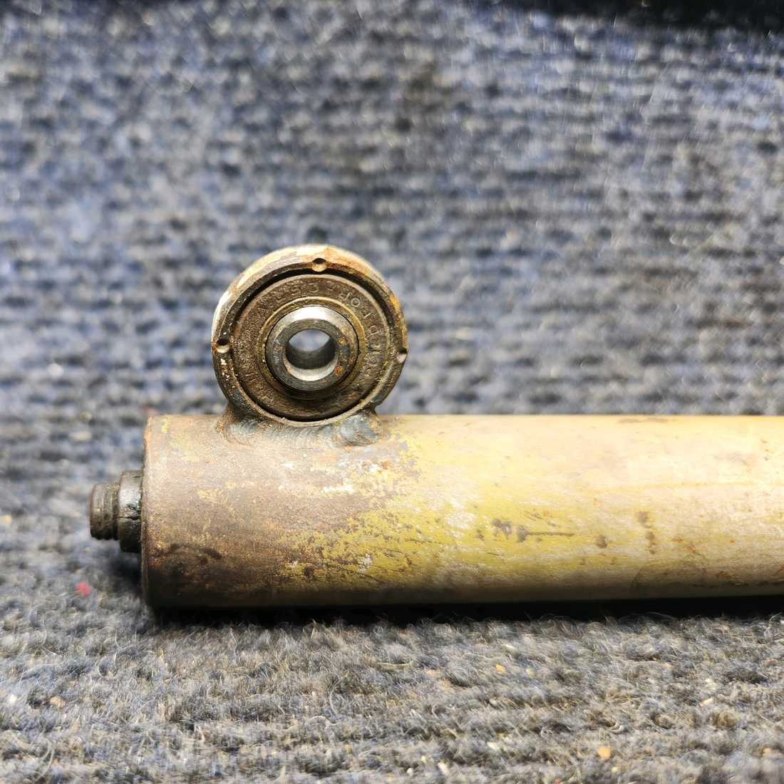 Used aircraft parts for sale, 740188-000 Mooney M20J Elevator Bungee Assembly – RH/LH