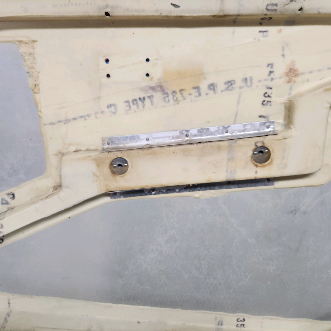 Used aircraft parts for sale, 169-420036-619 Beechcraft C23 SUNDOWNER LH DOOR ASSY