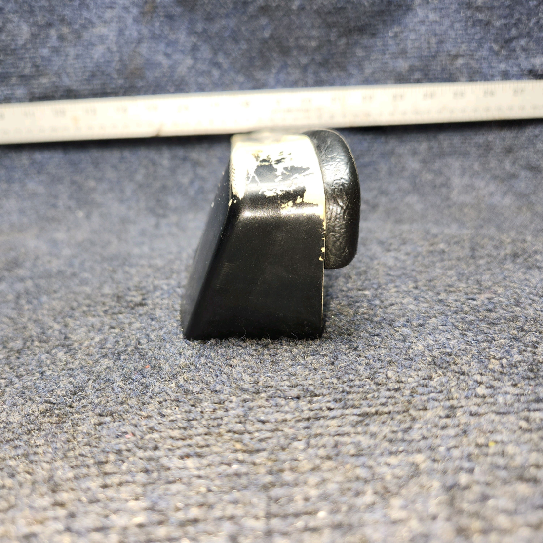 Used aircraft parts for sale, 1414082-20 CESSNA 172K ARMREST ASSEMBLY RH OR LH