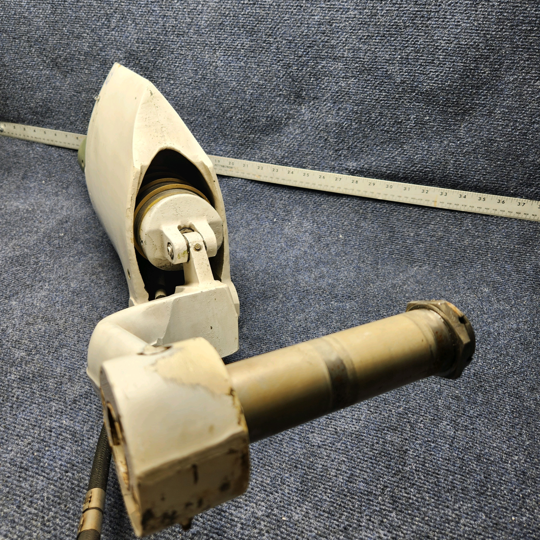 Used aircraft parts for sale, 169-810000-660 Beechcraft C23 SUNDOWNER RH MAIN LANDING GEAR ASSY