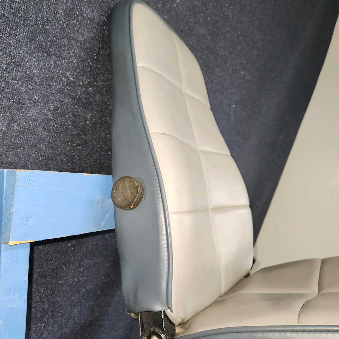 Used aircraft parts for sale, 79337-022 Piper PA28-161 Copilot Seat Assy Front - RH