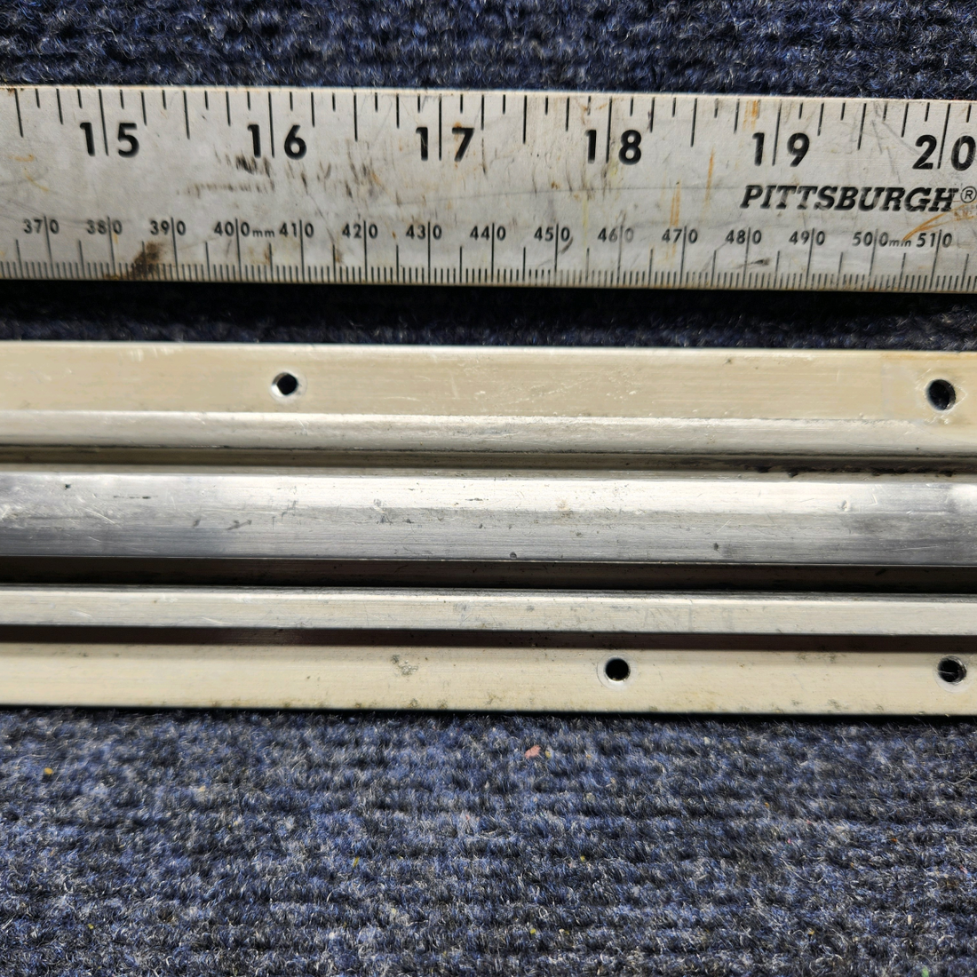 Used aircraft parts for sale, 0511240-10 CESSNA 172K INBOARD SEAT RAIL RH