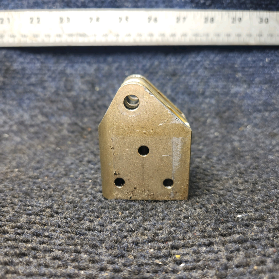 Used aircraft parts for sale, 950092-501 Mooney M20J Actuator Attach Lug