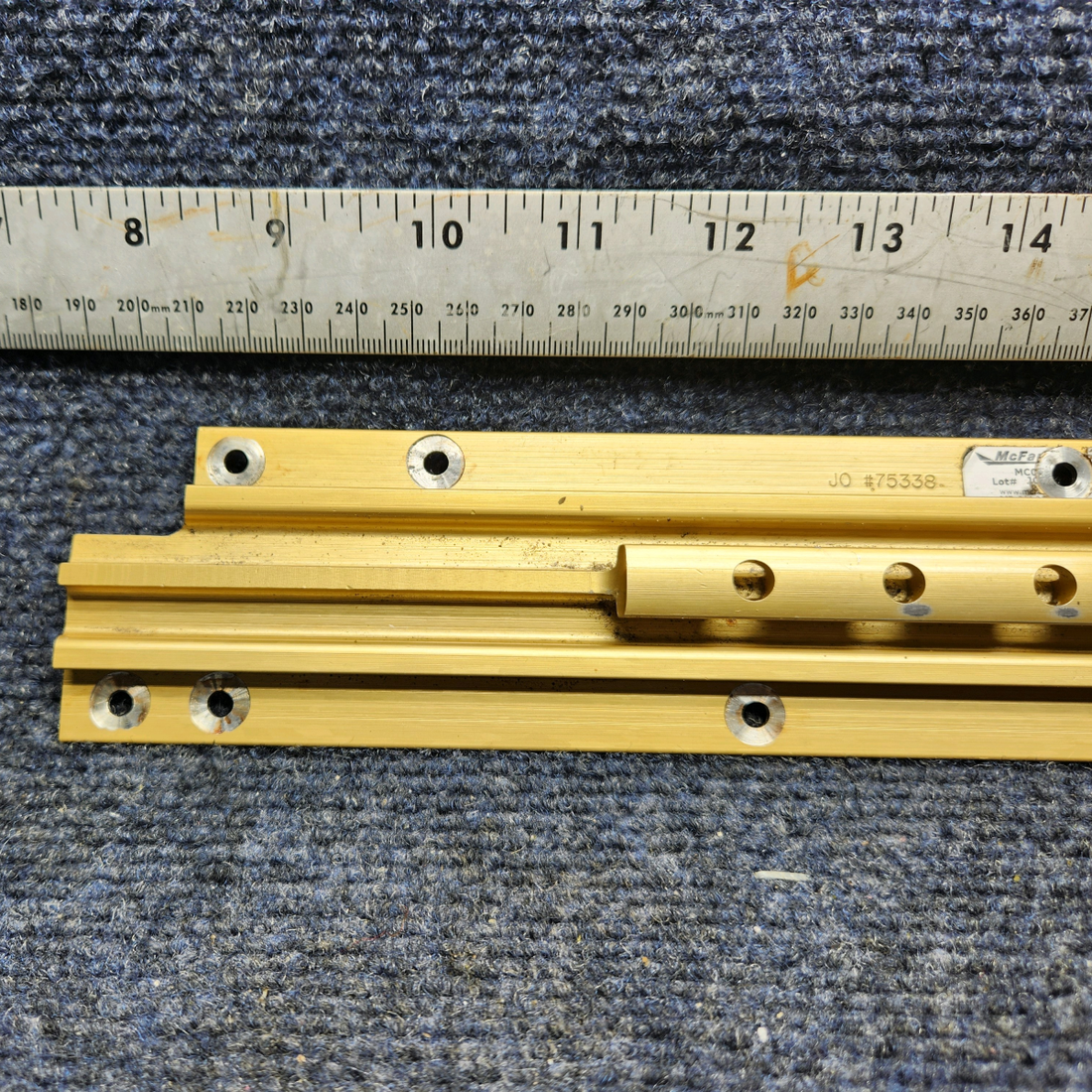 Used aircraft parts for sale, 0511240-7 CESSNA 172K OUTBOARD SEAT RAIL LH