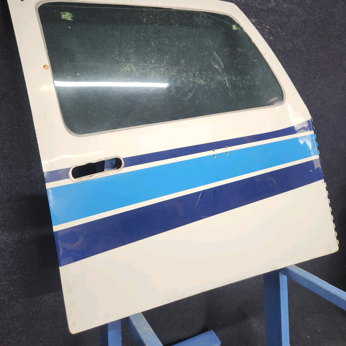 Used aircraft parts for sale, 169-420036-620 Beechcraft C23 SUNDOWNER RH DOOR ASSY