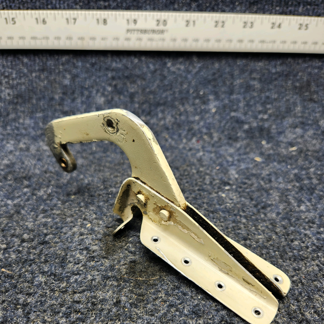 Used aircraft parts for sale, 35-410077-12 BEECHCRAFT F35 NOSE GEAR DOOR HINGE AFT