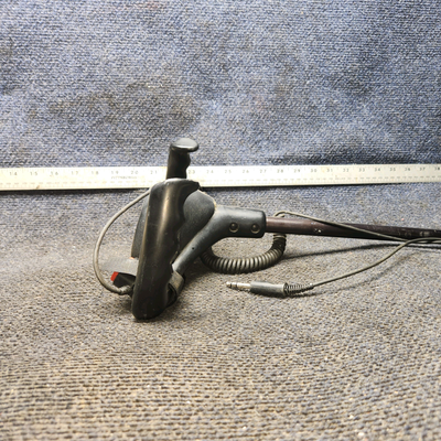 Used aircraft parts for sale, 0513260-4 cessna 172N Control Wheel Assembly – LH & RH (No Mic Switch)