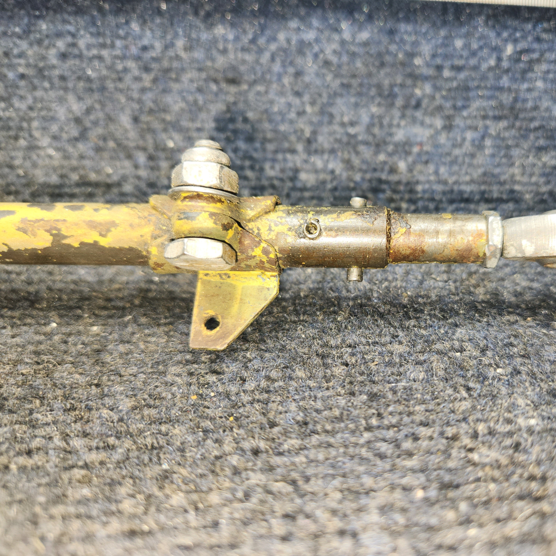 Used aircraft parts for sale, 915007-003 Mooney M20J Elevator Adjustable Tube Assembly