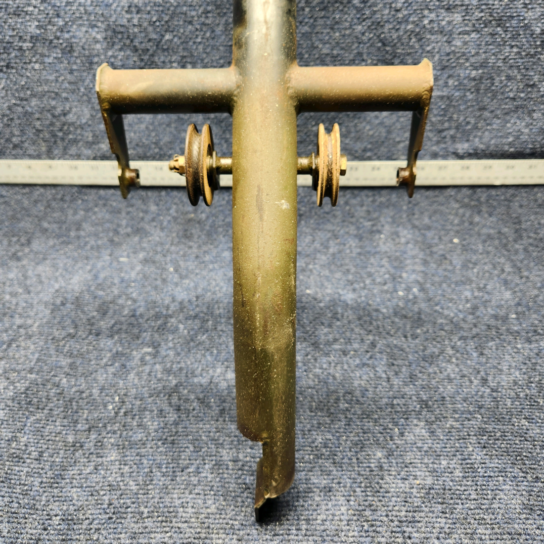 Used aircraft parts for sale, 169-524018-601 Beechcraft C23 SUNDOWNER CONTROL COLUMN ASSEMBLY