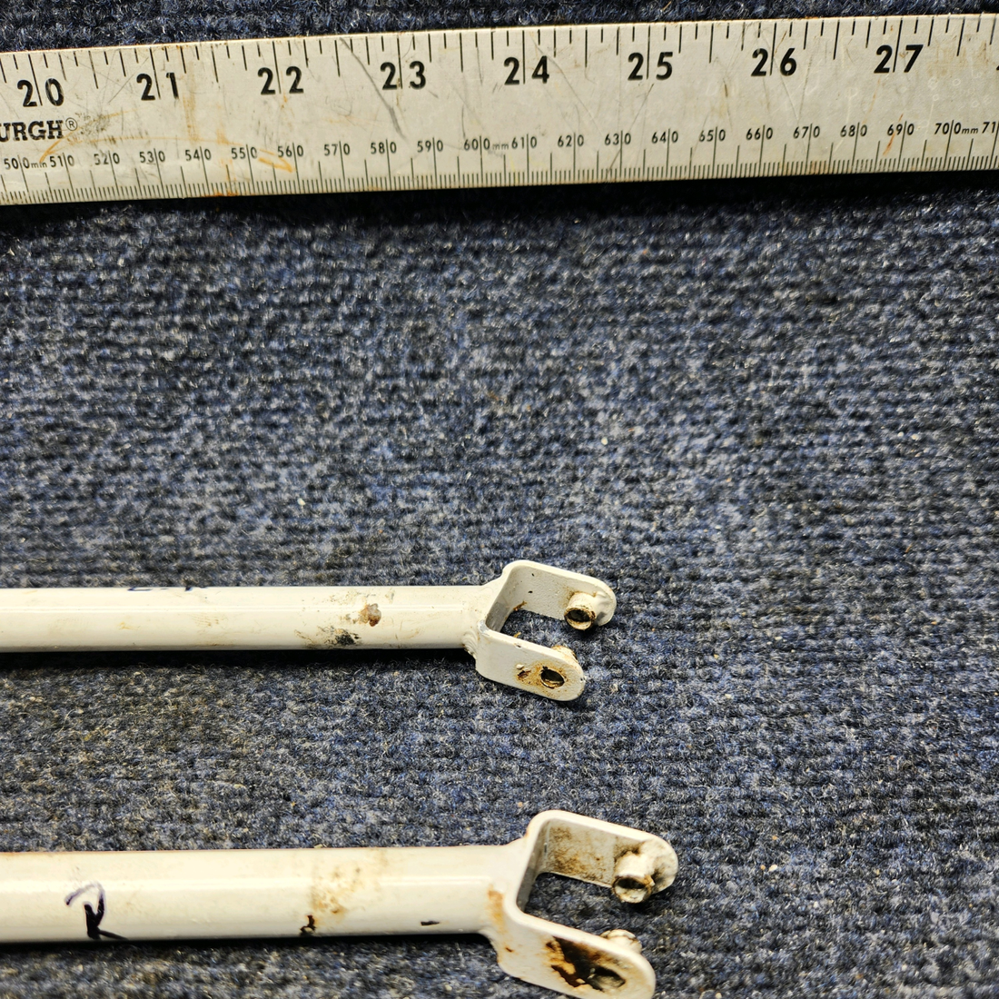 Used aircraft parts for sale, 550015-005 Mooney M20J MAIN GEAR DOOR SUPPORT "PRICE PER EACH"