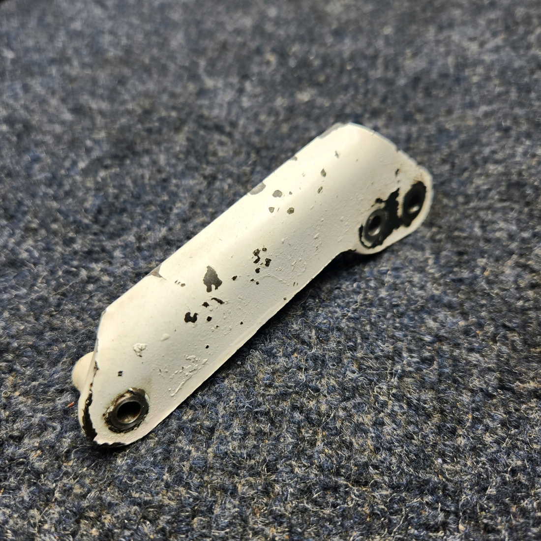 Used aircraft parts for sale, 67114-000 Piper PA32RT-300 SHIMMY DAMPENER BRACKET