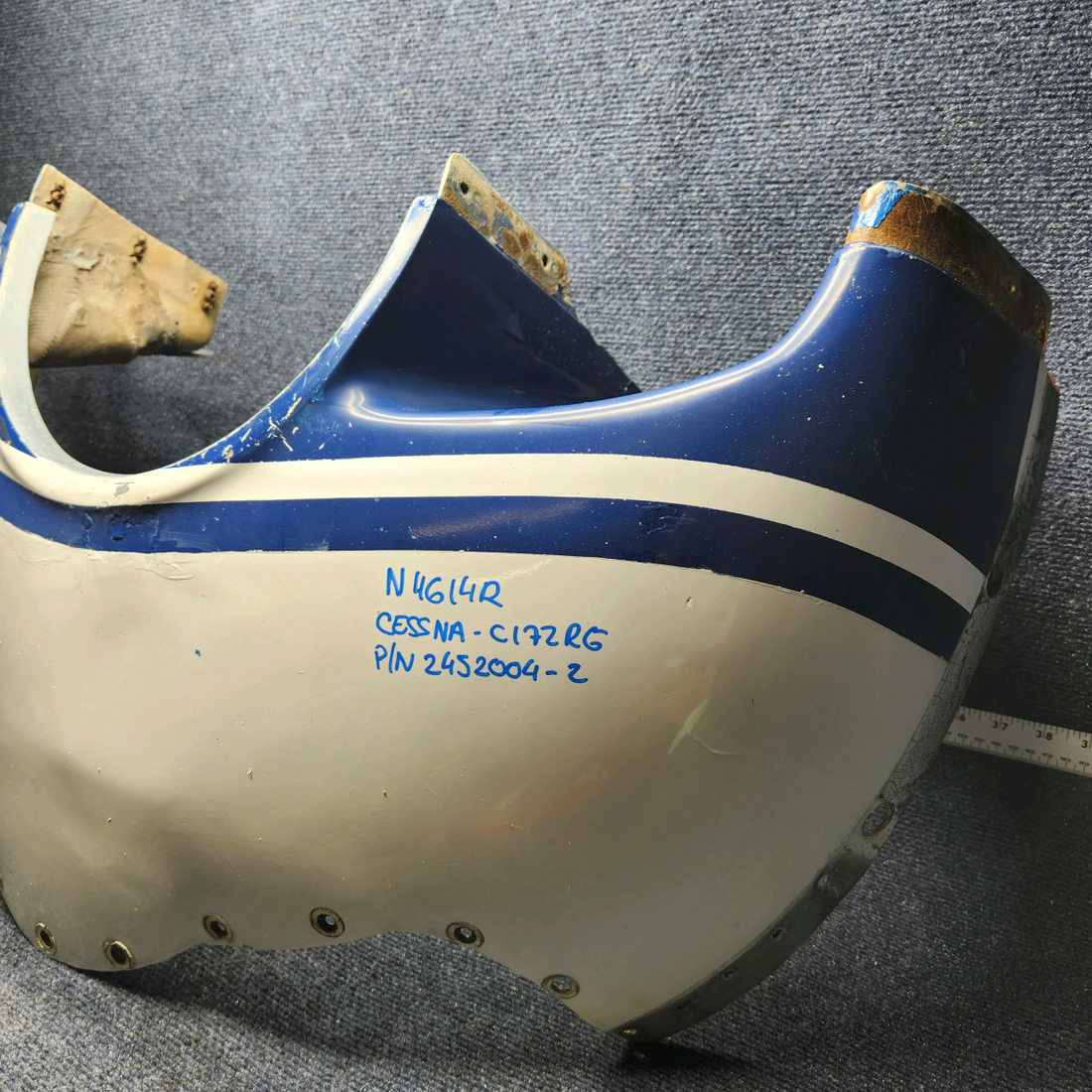 Used aircraft parts for sale, 2452004-2 CESSNA C172RG LOWER NOSE CAP ASSY