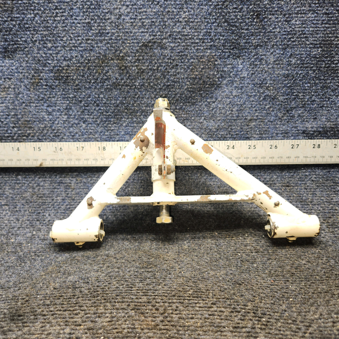 Used aircraft parts for sale, 540001-5003 Mooney M20J Truss Assembly Pivot for Nose Gear with Bearing