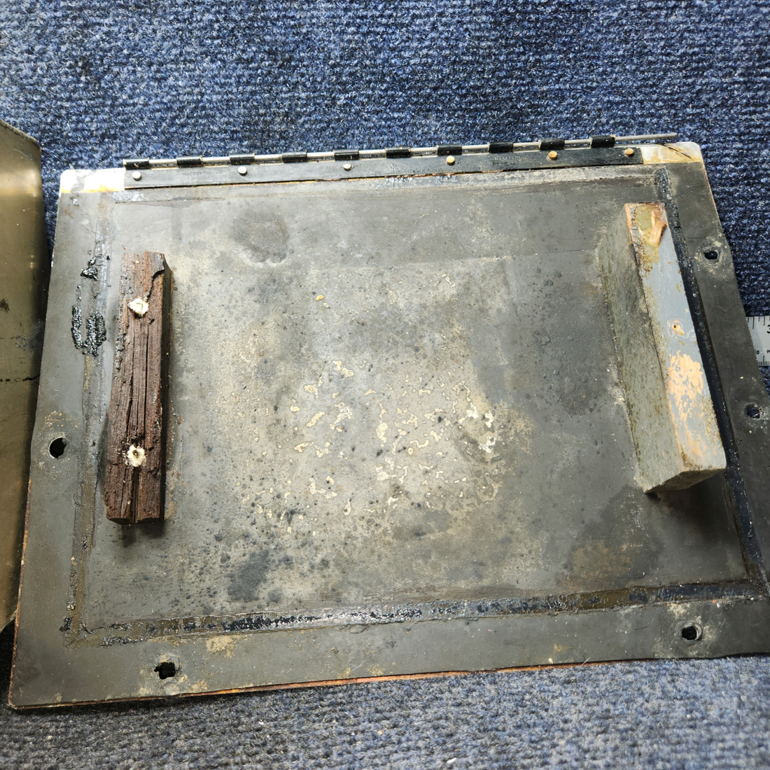 Used aircraft parts for sale, 002-400001-53 BEECHCRAFT 95-55B Fuselage Battery Box Assembly with Lid