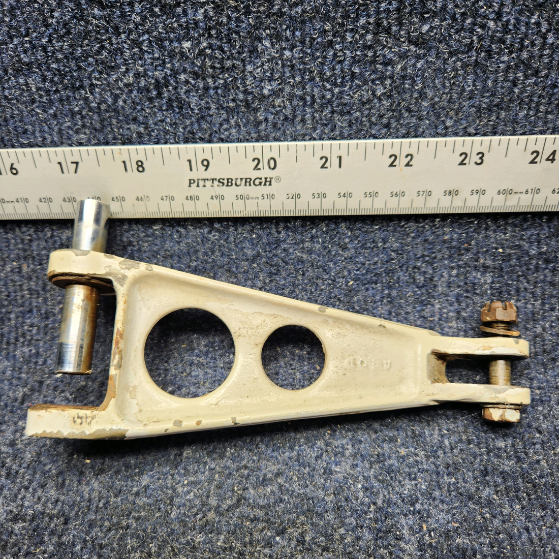 Used aircraft parts for sale, 45-815015-6 BEECHCRAFT F35 MAIN GEAR TORQUE LINK ASSY LOWER