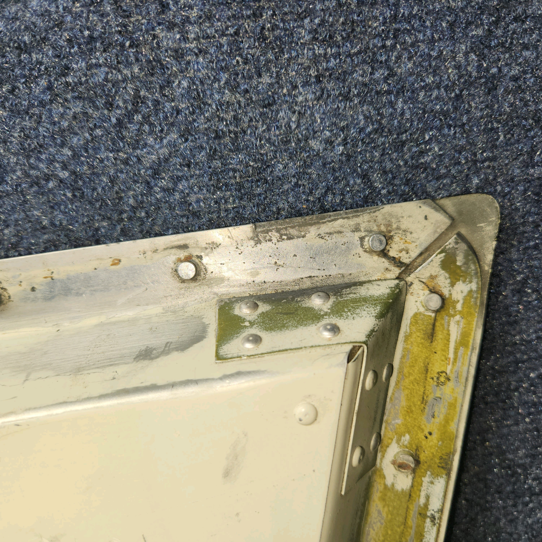 Used aircraft parts for sale, 66793-018 Piper PA28-161 Baggage Door Assembly – Sold with Lock