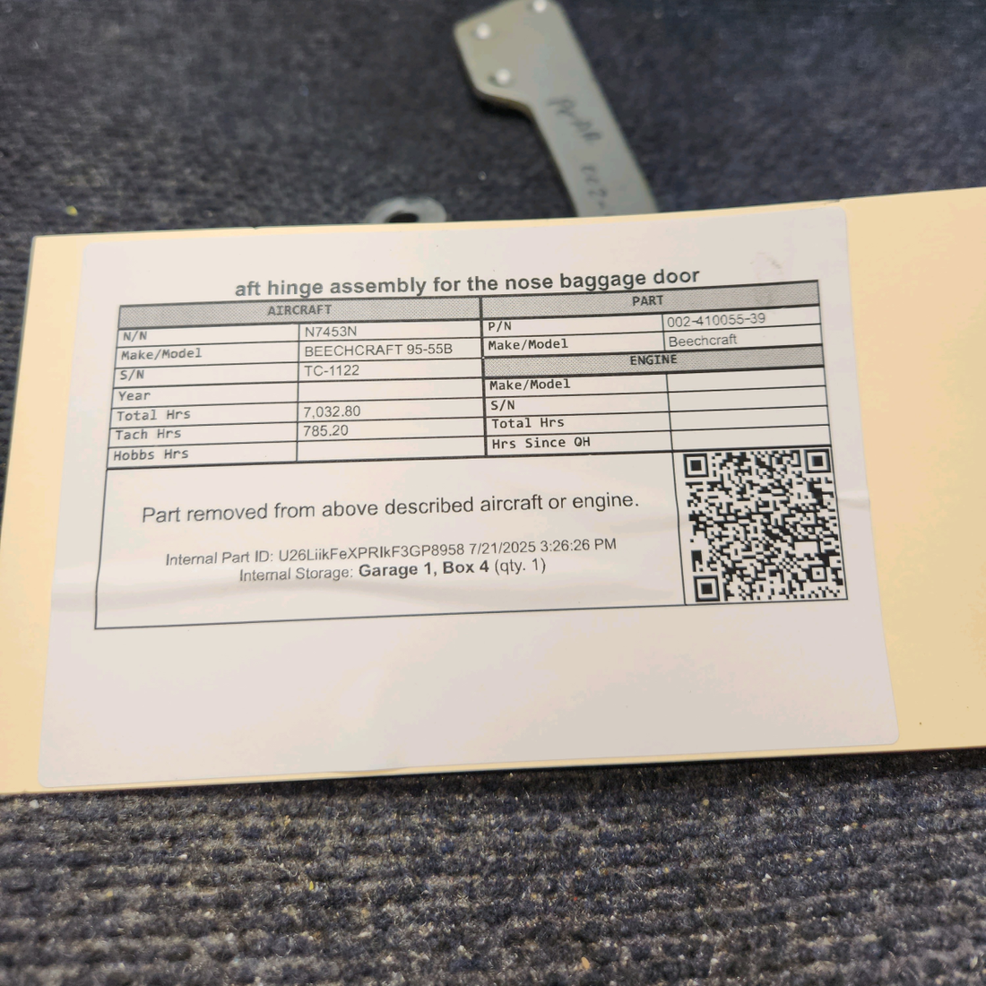 Used aircraft parts for sale, 002‑410055‑39 BEECHCRAFT 95-55B Aft Nose Baggage Door Hinge Assembly