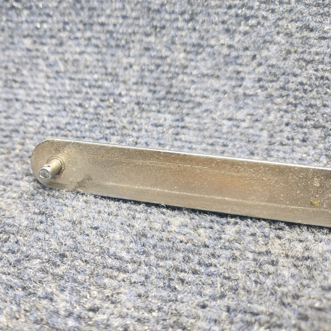 Used aircraft parts for sale, 350154-901 Mooney M20J BAGGAGE DOOR HOLD OPEN ASSY