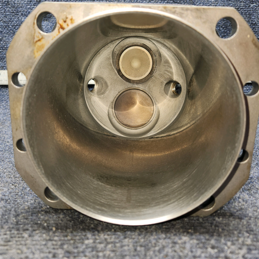Used aircraft parts for sale, LW12416 Lycoming CESSNA 172K CYLINDER WIDE DECK USED IN O-320 SERIES CHROME -10 HRS ONLY