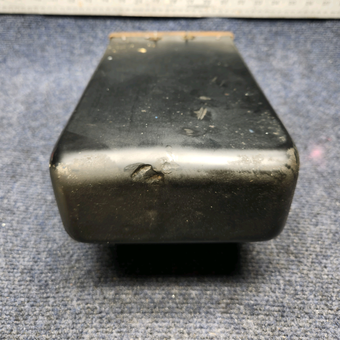 Used aircraft parts for sale, 0513085-16, 0513085-17 Cessna CESSNA C172RG GLOVE BOX ASSEMBLY WITH DOOR