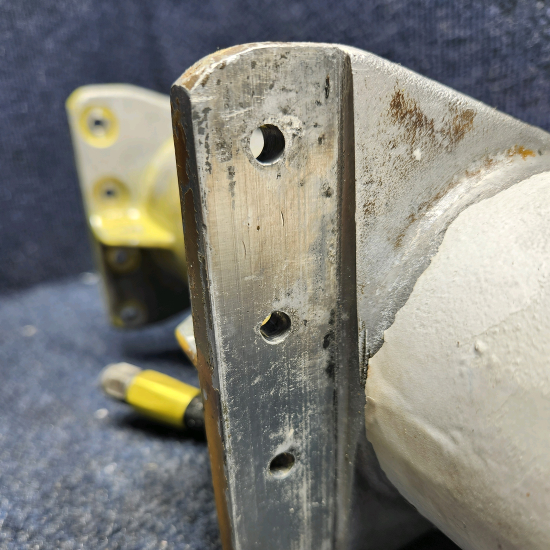 Used aircraft parts for sale, 35644-902 PIPER PA28-140 MAIN LANDING GEAR ASSEMBLY LH