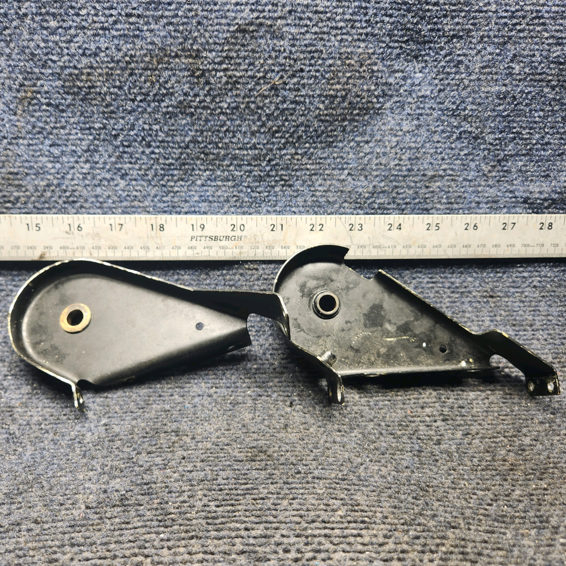 Used aircraft parts for sale, 35‑524542‑10 BEECHCRAFT 95-55B Elevator Tab Control Wheel Assembly (Including Bracket)