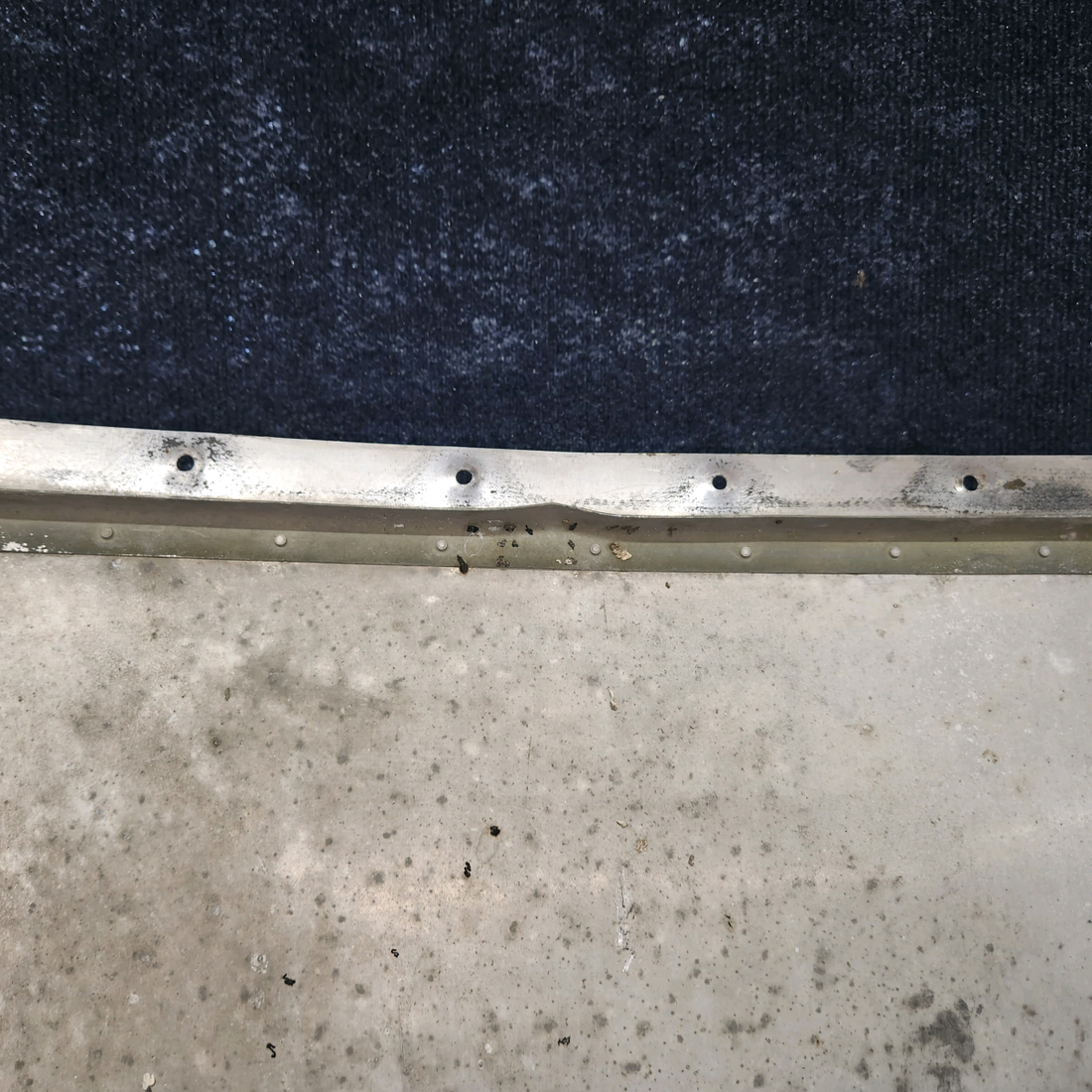 Used aircraft parts for sale, 35199-000 Piper PA28-161 Top Engine Cowl Assembly with Upper Hinge