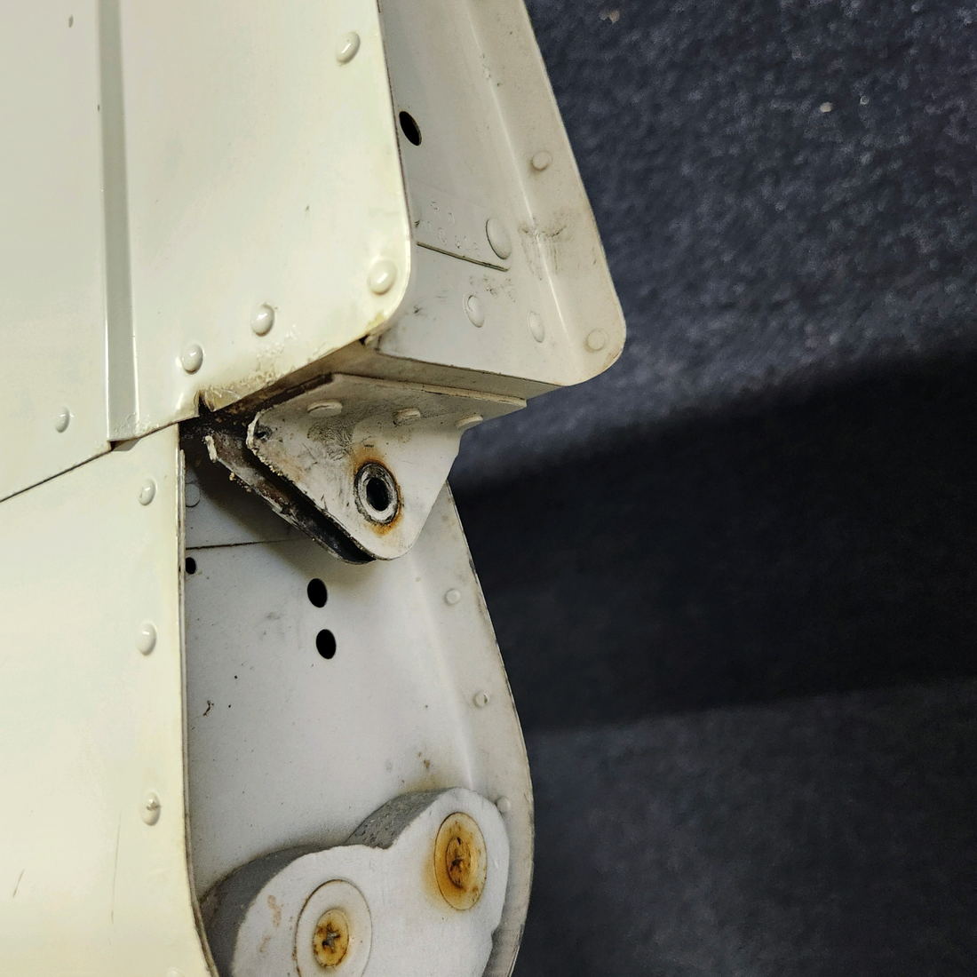 Used aircraft parts for sale, 169-130005-2 Beechcraft C23 SUNDOWNER AILERON ASSEMBLY RH "SEE PHOTOS FOR DETAIL"