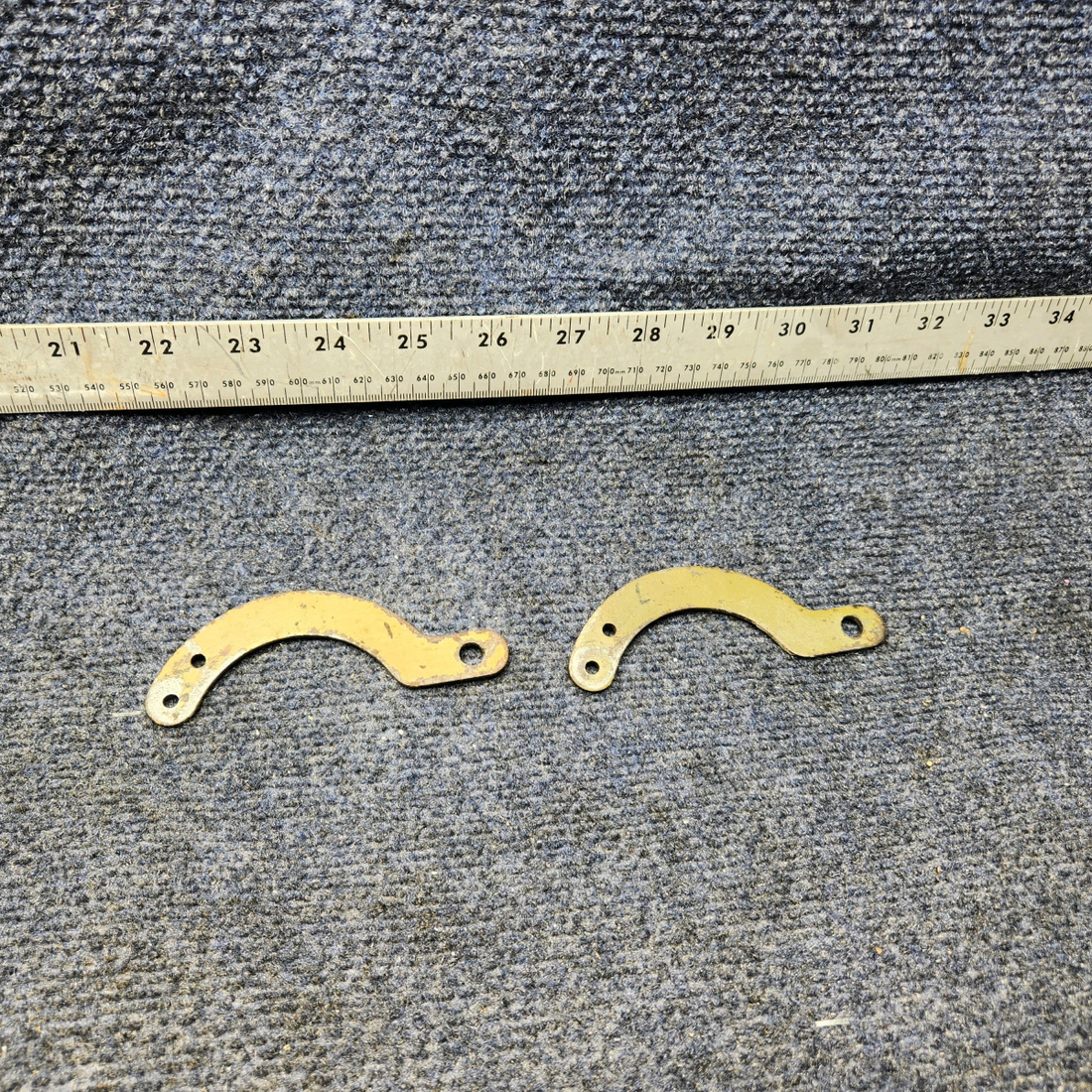 Used aircraft parts for sale, 560013-000 Mooney M20J LINK MAIN GEAR SPRING LH OR RH "PRICE PER EACH"