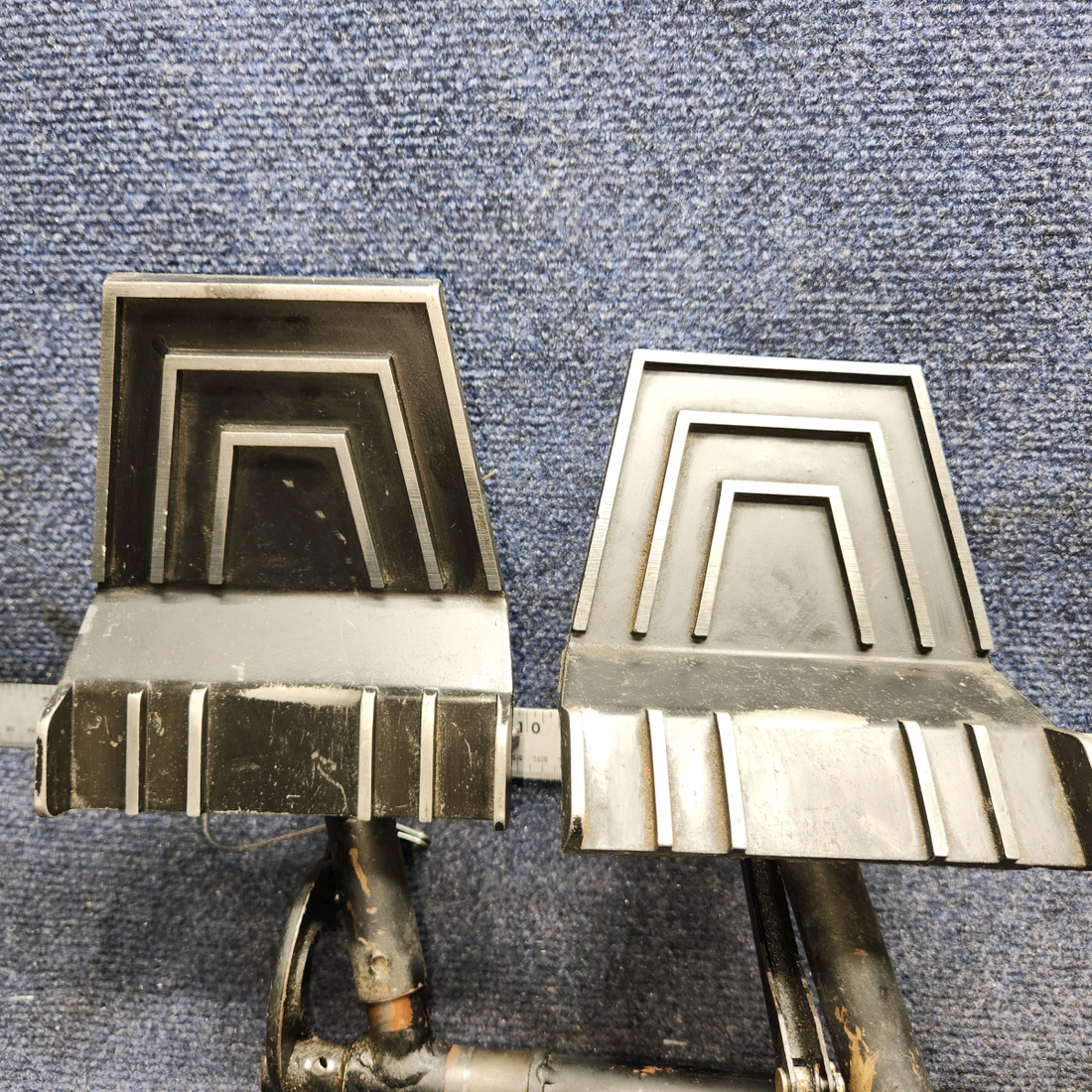 Used aircraft parts for sale, 1460320-1 , 0411306-13 CESSNA 172K COMPLETE BRAKE RUDDER PEDAL BAR & BEARINGS