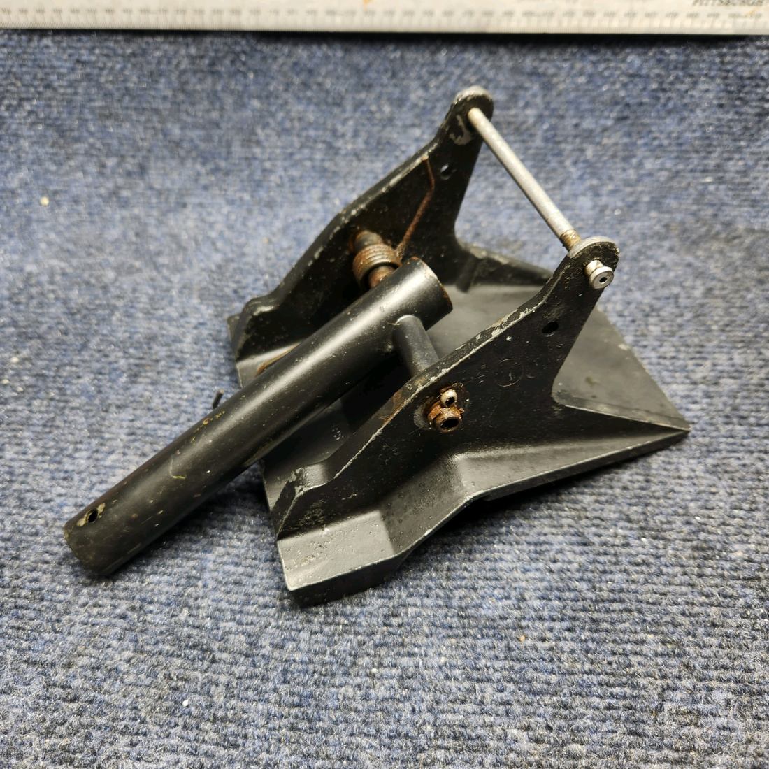 Used aircraft parts for sale, 2467001-2 Cessna CESSNA C172RG PILOT RH FOOT BRAKE & RUDDER PEDAL