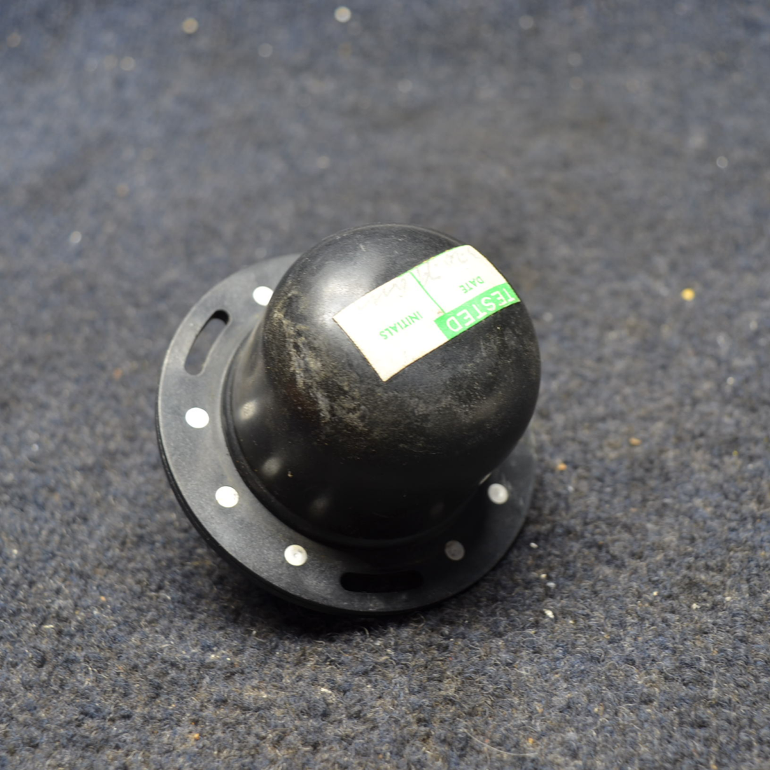 Used aircraft parts for sale, 071-1052-00 PIPER- CESSNA-BEECH- MOONEY VARIOS BENDIX KING KMT-112 MAGNETIC AZIMUTH TRANSMITTER W CONNECTOR