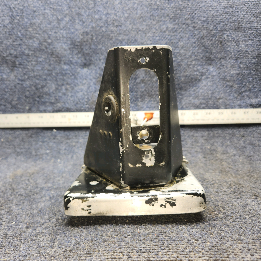 Used aircraft parts for sale, 800178-501 Mooney M20J BATTERY BOX LID