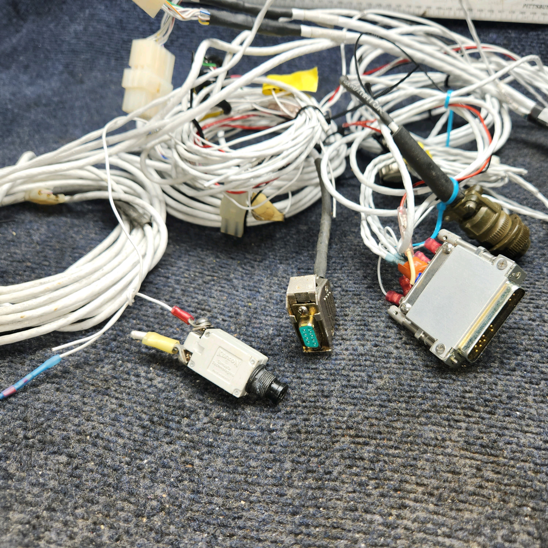 Used aircraft parts for sale, S-Tec 55X S-tec 55X CESSNA 172K Autopilot System with Servos / Turn Coordinator