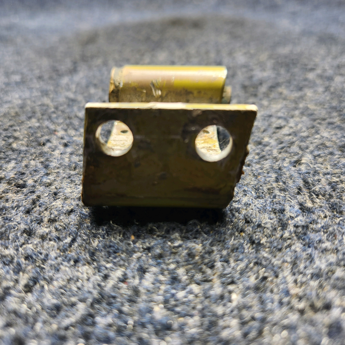 Used aircraft parts for sale, 35-400018-8 BEECHCRAFT F35 CABIN DOOR HINGE ASSEMBLY UPPER