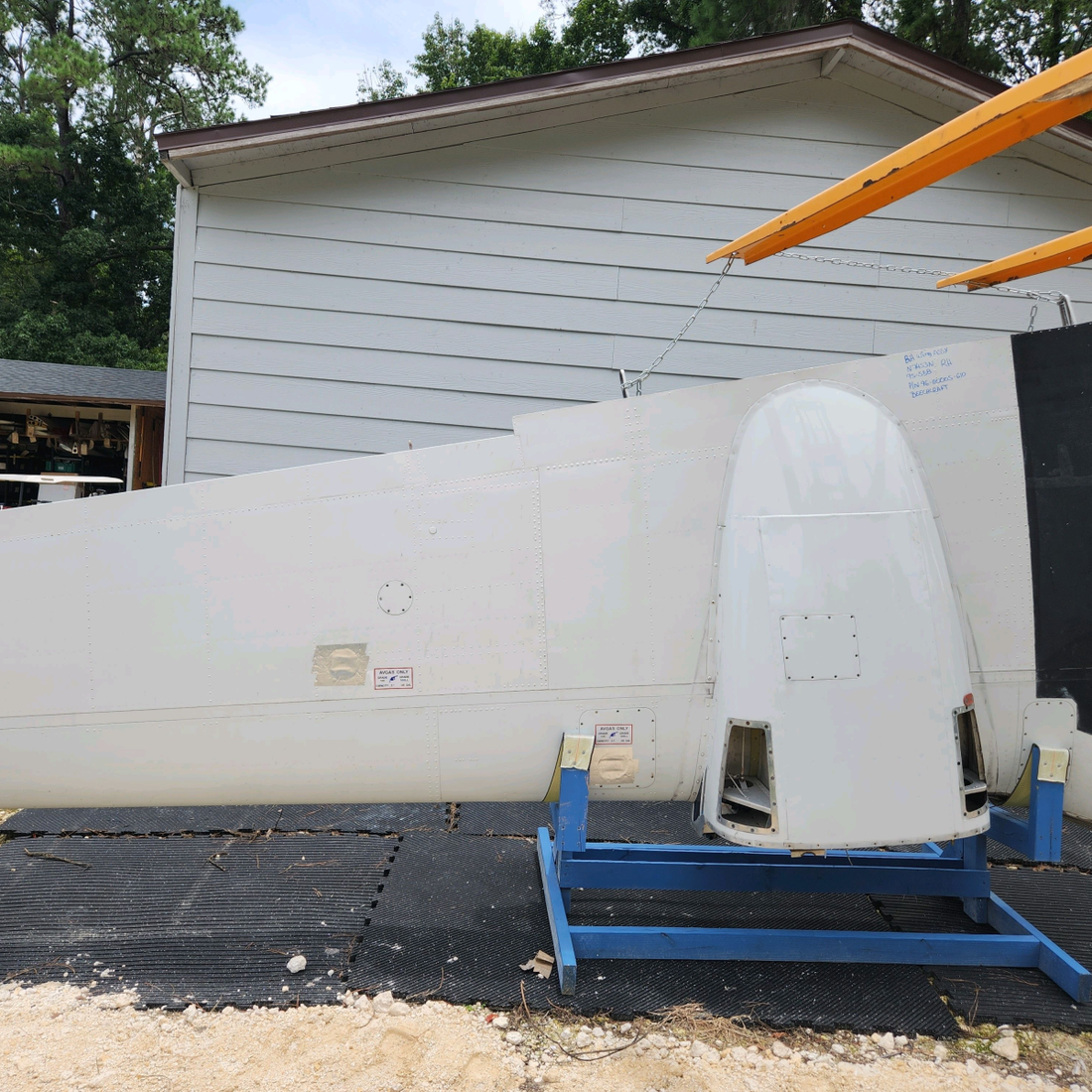 Used aircraft parts for sale, 96-110005-610 BEECHCRAFT 95-55B RH WING ASSY-"SEE PHOTOS FOR DETAIL" - SOLD COMPLETE OR PARTS OF WING.