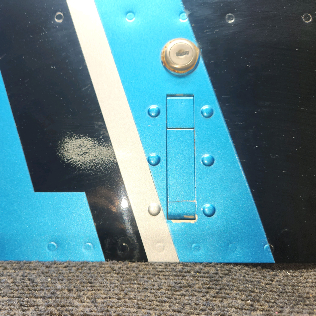 Used aircraft parts for sale, 66793-018 Piper PA28-161 Baggage Door Assembly – Sold with Lock