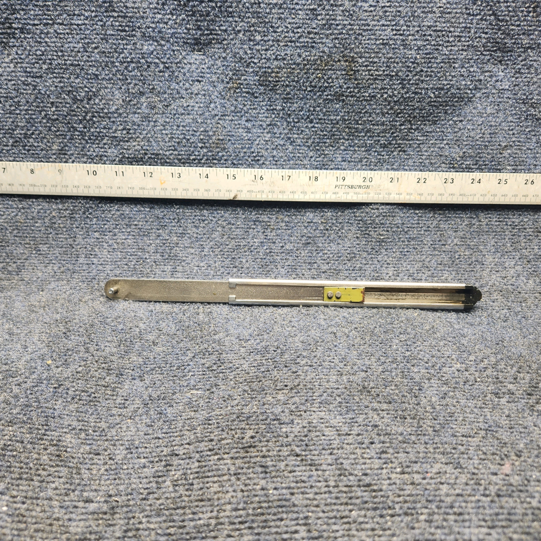 Used aircraft parts for sale, 350154-901 Mooney M20J BAGGAGE DOOR HOLD OPEN ASSY