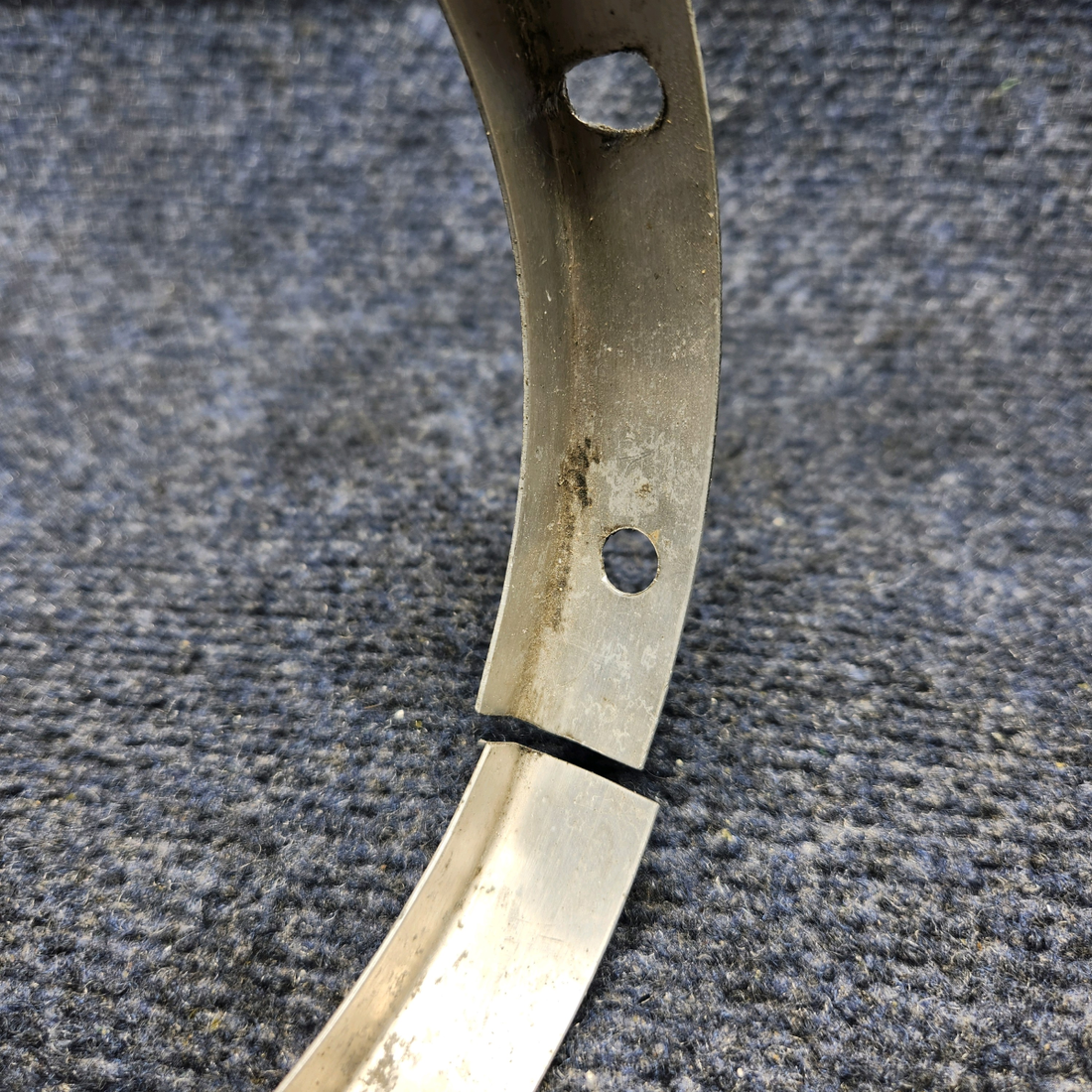 Used aircraft parts for sale, 650187-501 Mooney M20J RETAINER ASSY LANDING LIGHT