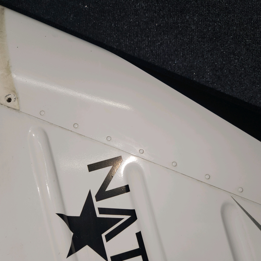 Used aircraft parts for sale, 66975-004 Piper PA28-161 Vertical fin