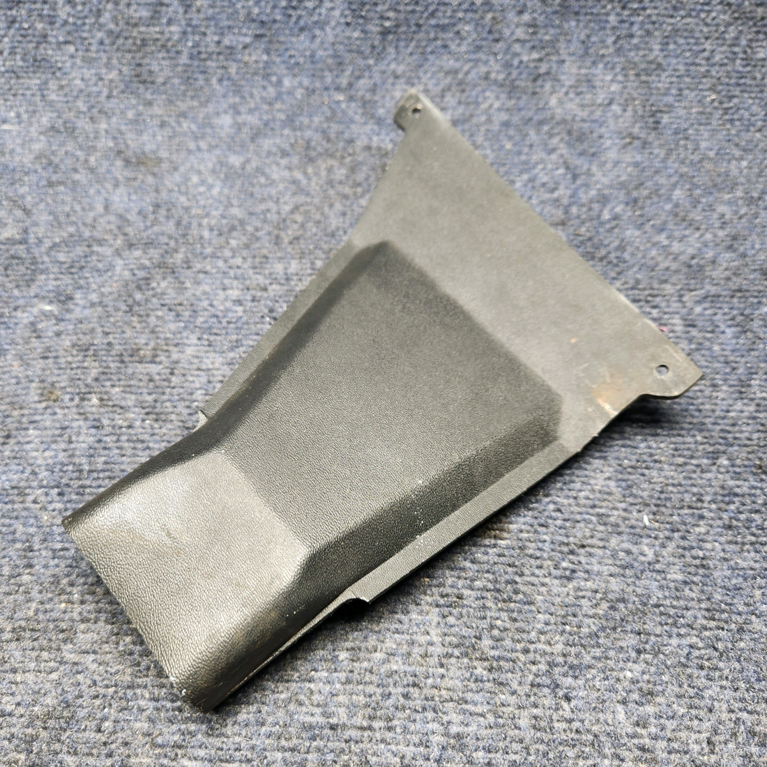 Used aircraft parts for sale, 2413049-1 Cessna CESSNA C172RG HEATER OUTLET ASSEMBLY LH-HAVE A CRACK