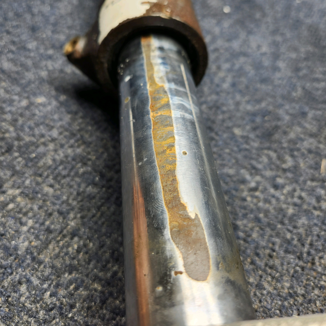 Used aircraft parts for sale, 65010-003 PIPER PA28-140 NOSE WHEEL STRUT ASSY