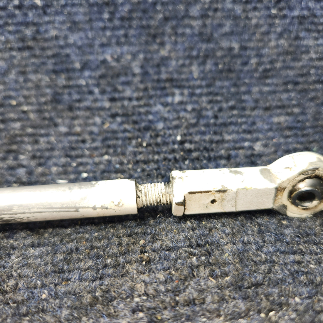 Used aircraft parts for sale, 35476-001 Piper PA28-161 Rod Assy Aileron