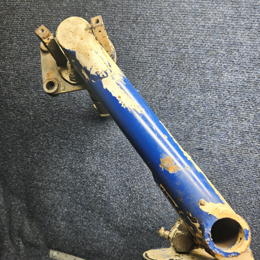 Used aircraft parts for sale, 520022-9501 Mooney M20K MAIN GEAR STRUT ASSEMBLY LH