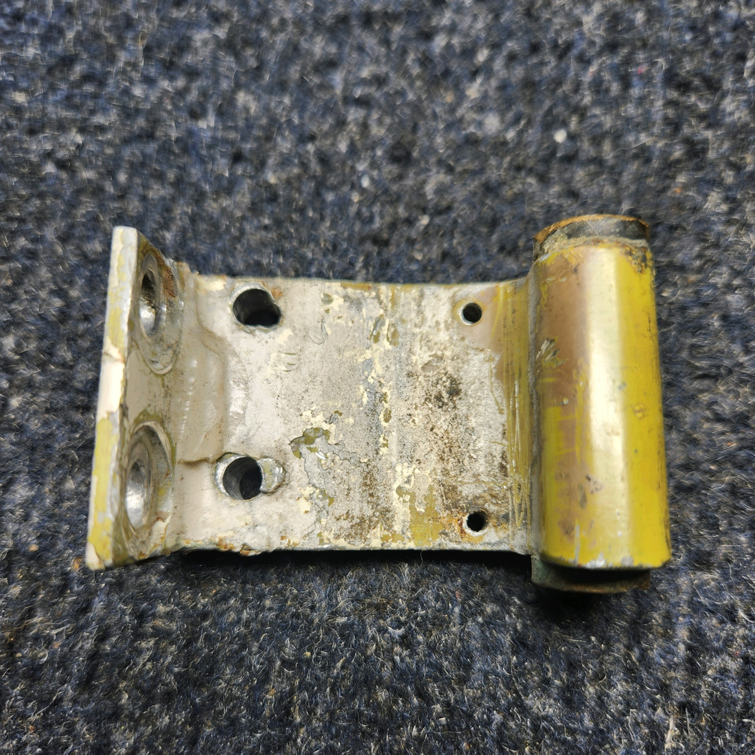 Used aircraft parts for sale, 35-400018-8 BEECHCRAFT F35 CABIN DOOR HINGE ASSEMBLY UPPER
