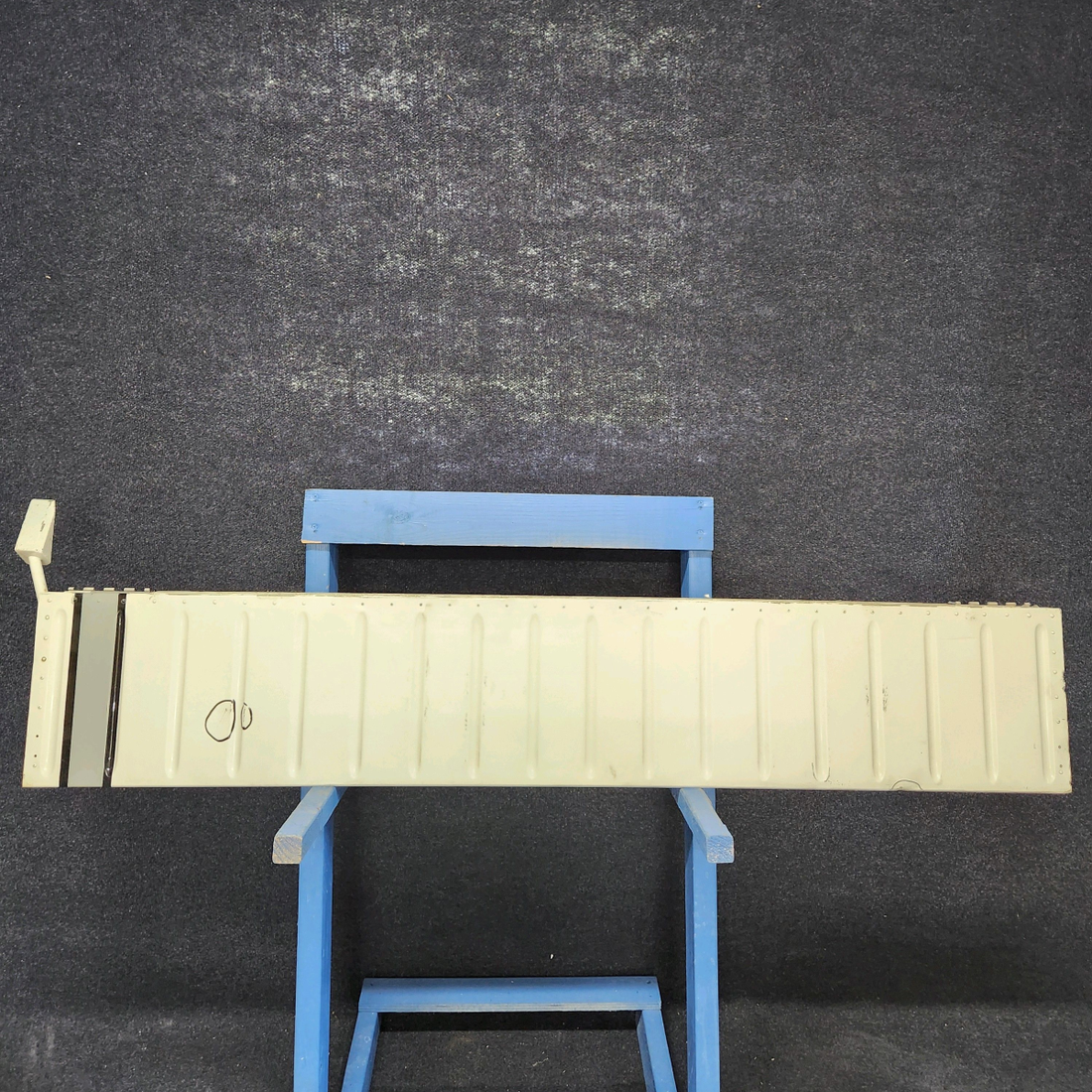 Used aircraft parts for sale, 66767-001 Piper PA32RT-300 AILERON ASSEMBLY RH "SEE PHOTOS DETAIL"