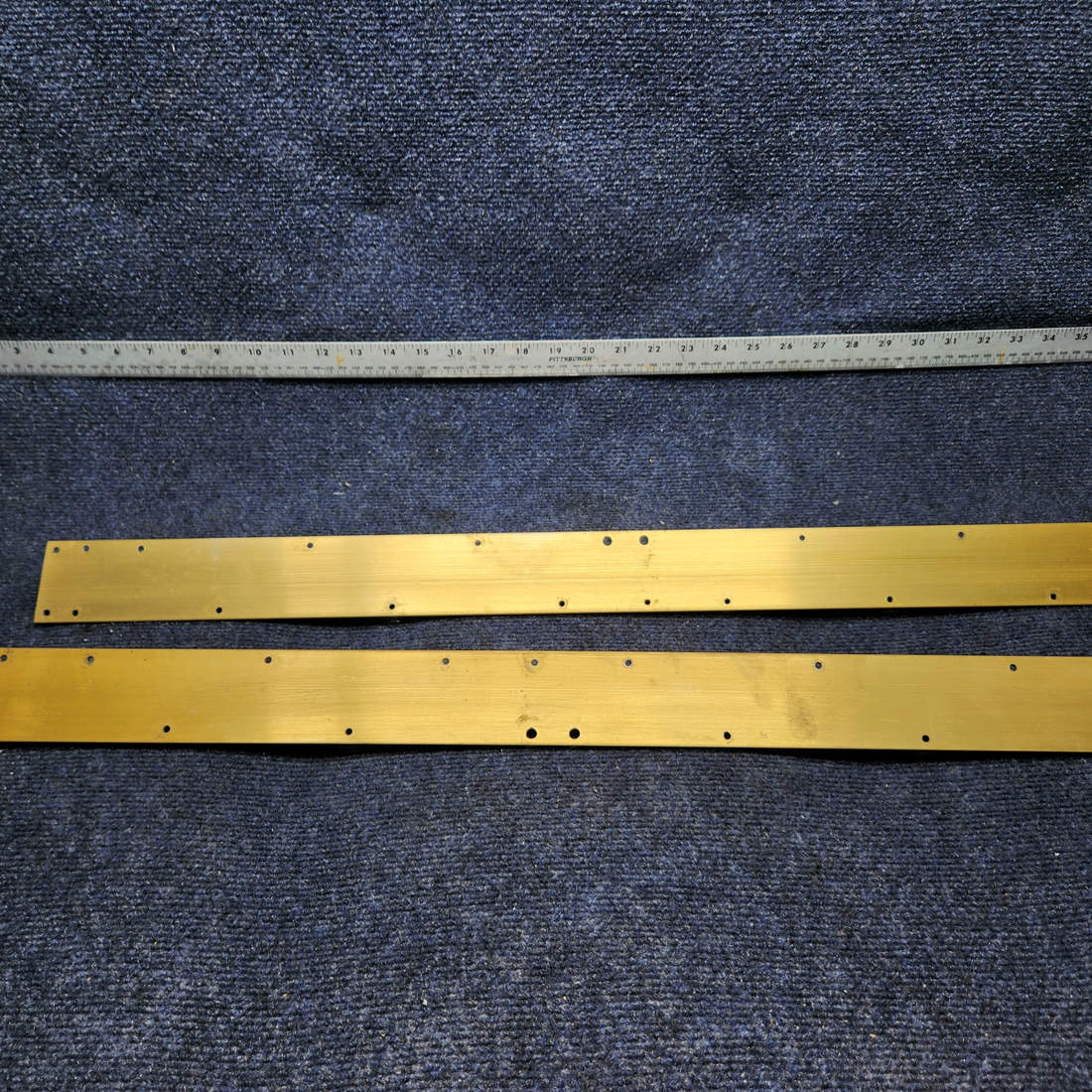 Used aircraft parts for sale, MC2414002-1 CESSNA C172RG SEAT RAIL, OUT LH, IN RH,