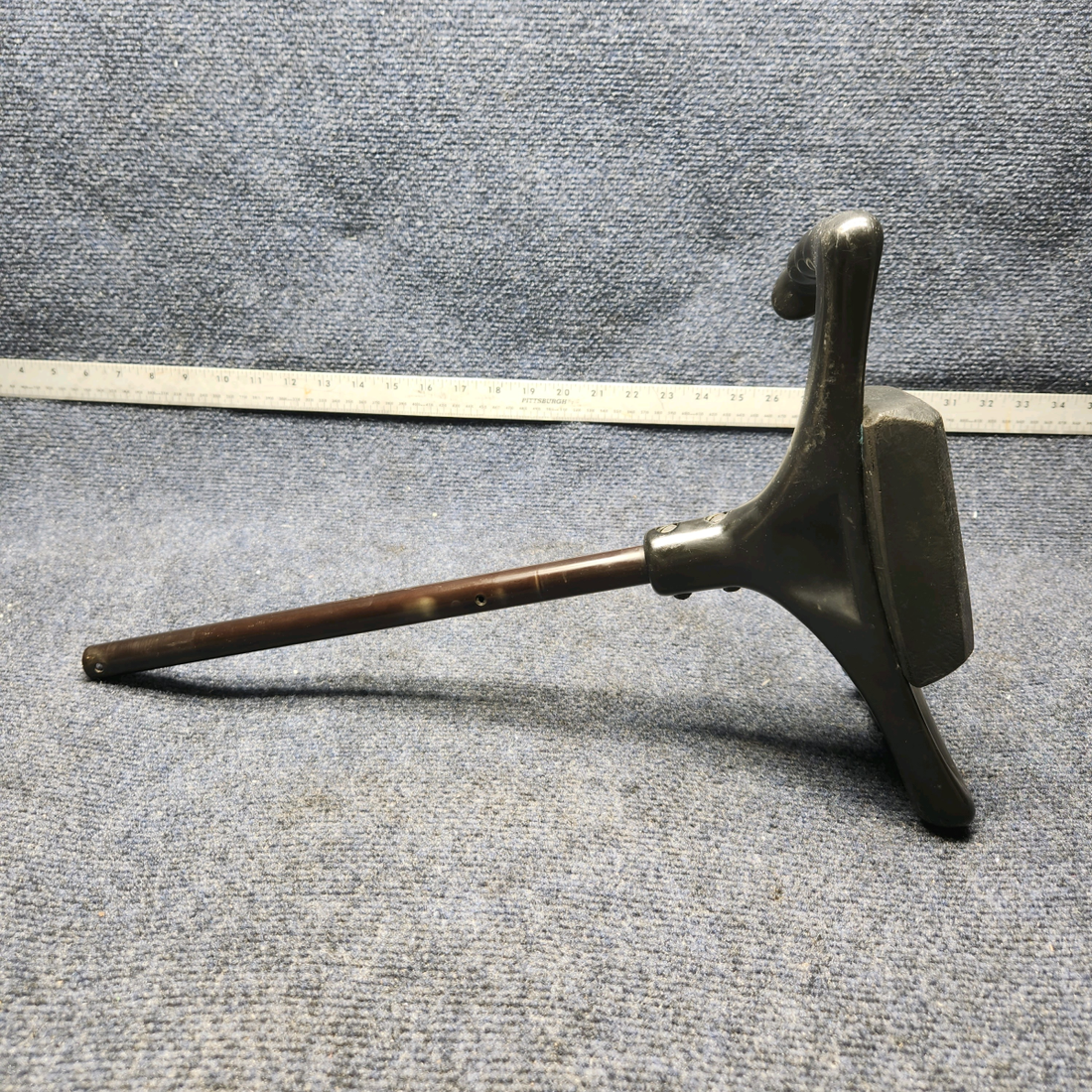 Used aircraft parts for sale, 0513260-4 CESSNA C172RG CO-PILOT CONTROL YOKE