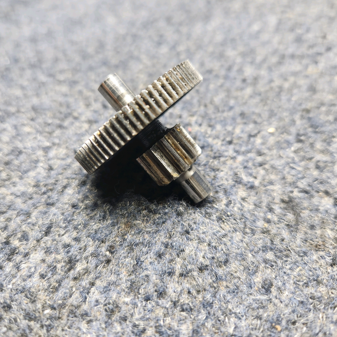 Used aircraft parts for sale, 35-810139 BEECHCRAFT F35 GEAR SPUR AND PINION