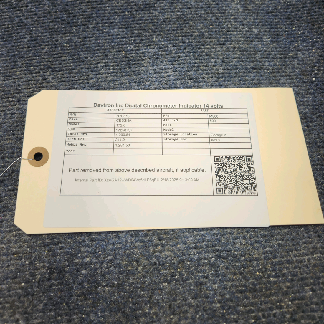 Used aircraft parts for sale, M800 Davtron CESSNA 172K DIGITAL CHRONOMETER INDICATOR 14 VOLTS